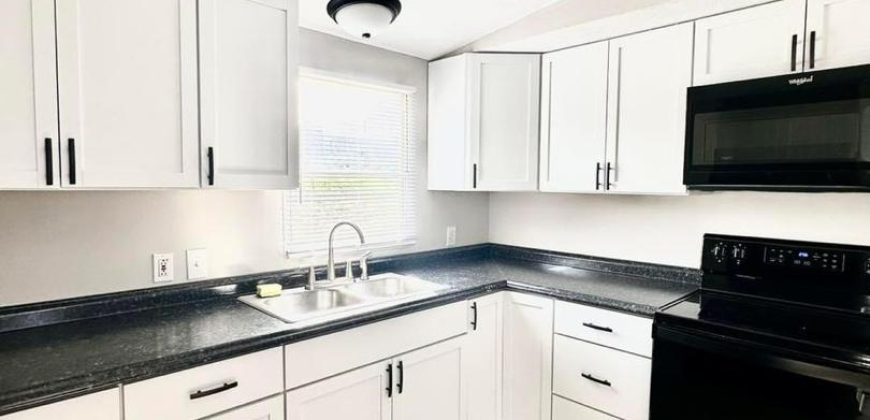 Fairly used home still in it’s perfect condition 👍