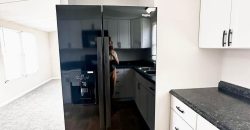 Fairly used home still in it’s perfect condition 👍