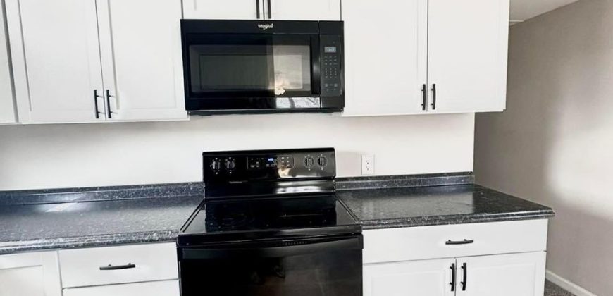 Fairly used home still in it’s perfect condition 👍