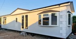 42×12 tri-axle 2 double bedrooms, 1 with built-in wardrobe. Open plan kitchen & living room, LPG Glow Worm boiler. Full bathroom with step up bath. Patio doors, one peak,